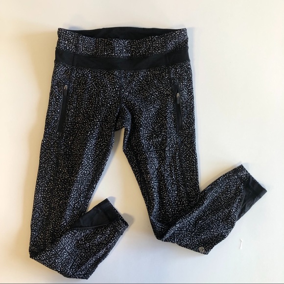 Lululemon Size 6 Black Leggings - Picture 1 of 3